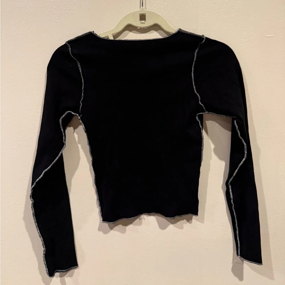 Brandy Melville Black Long Sleeve Top - Picture 2 of 3